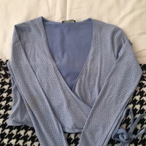 brandy melville wrap top (worn once)